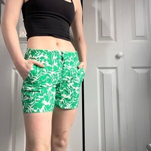 J. Crew Green and White Leaf Print Women's Shorts